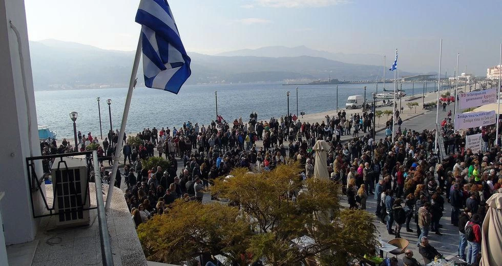 Σάμος: Δεκάδες προσαγωγές στον καταυλισμό του Κέντρου Υποδοχής και Ταυτοποίησης προσφύγων